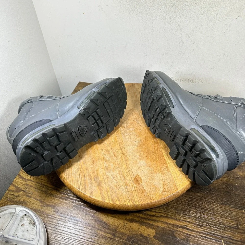Nike ACG Air Max Goadome Dark Grey Leather Hiking Boots Men 9 865031-009 2011